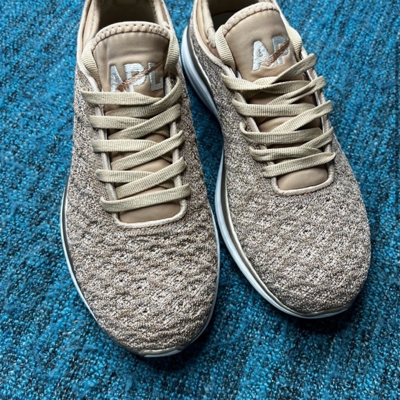 APL Techloom Phantom Sneakers in Rose Gold - Picture 3 of 8